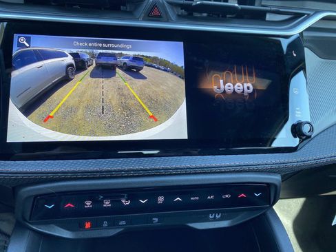 New 2026 Jeep Cherokee Limited AWD/4WD image 12
