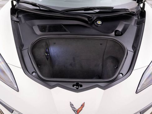 Used 2024 Chevrolet Corvette Stingray Premium Cpe w/ 3LT RWD image 27