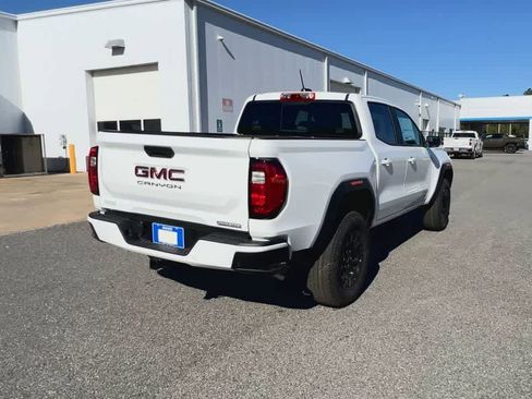 New 2026 GMC Canyon Elevation image 8