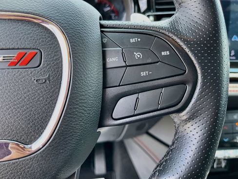 Used 2025 Dodge Durango GT AWD/4WD image 18