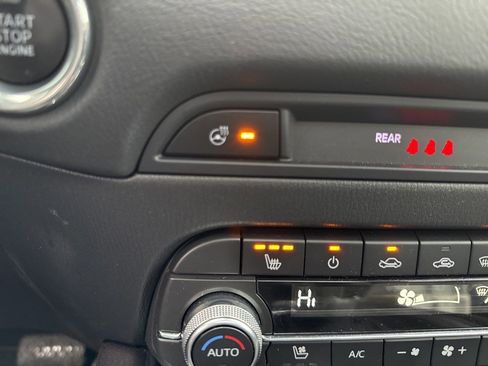 Used 2019 MAZDA CX-5 Signature image 16