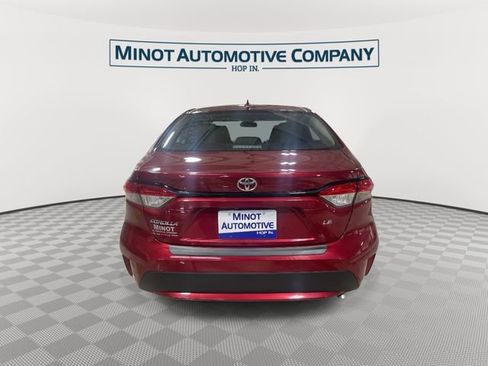 Used 2022 Toyota Corolla LE w/ LE Convenience Package FWD image 7