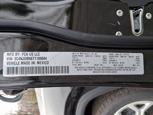 New 2026 Jeep Compass Latitude image 15