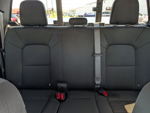 Used 2024 GMC Canyon Elevation w/ Convenience Package AWD/4WD image 13