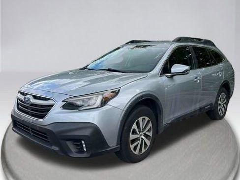Used 2022 Subaru Outback Premium AWD/4WD image 3