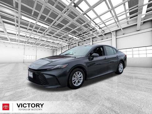 Used 2026 Toyota Camry LE FWD image 7