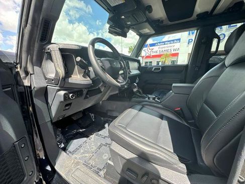 Certified 2025 Ford Bronco Badlands AWD/4WD image 13