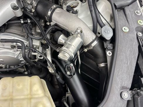 Used 2017 Nissan GT-R Premium w/ Premium Interior Package image 56