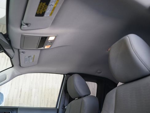 Used 2018 Toyota Tacoma SR image 23