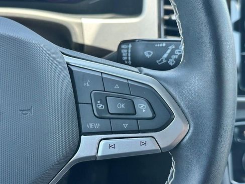 Used 2023 Volkswagen Atlas Cross Sport SE FWD image 19