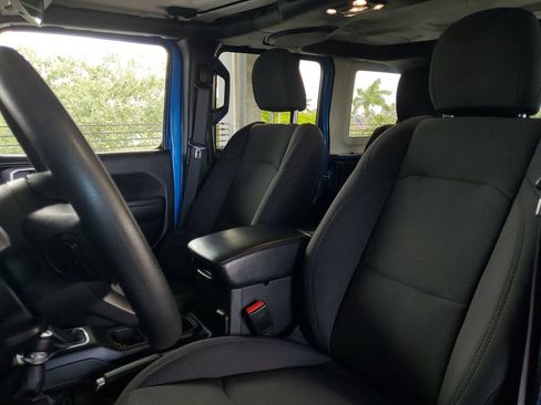 Used 2022 Jeep Wrangler Unlimited Sport AWD/4WD image 19