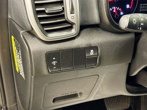 Used 2019 Kia Sportage LX image 10