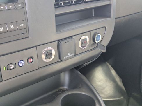 New 2025 Chevrolet Express 3500 w/ Power Convenience Package image 18