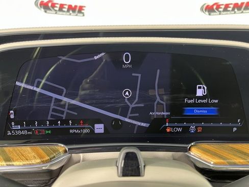 Used 2021 Cadillac Escalade ESV Premium Luxury Platinum image 15