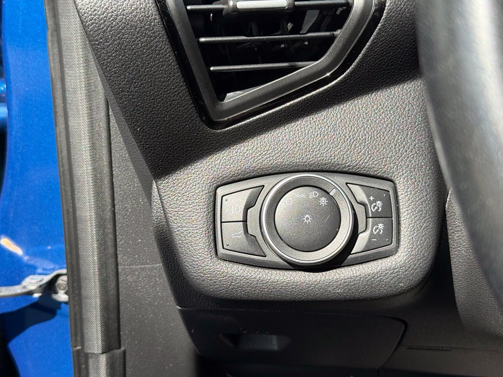 Used 2018 Ford Escape SEL w/ Ford Safe & Smart Package AWD/4WD image 13