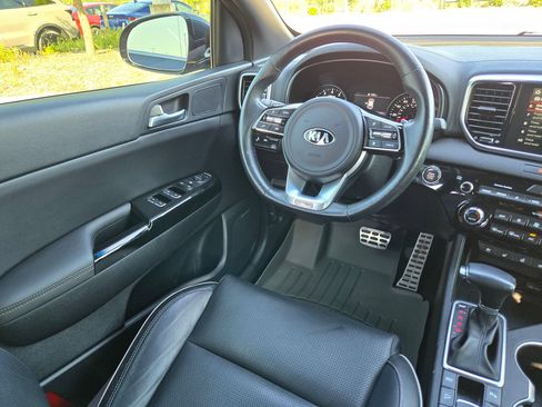 Used 2020 Kia Sportage SX FWD image 9