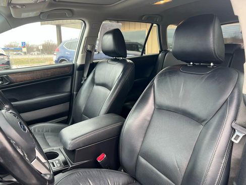 Used 2016 Subaru Outback 2.5i Limited image 15