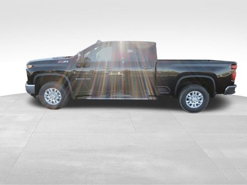 New 2026 Chevrolet Silverado 2500 LT w/ All Star Edition AWD/4WD image 3