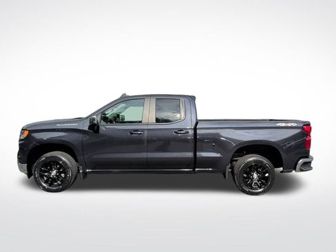Used 2022 Chevrolet Silverado 1500 LT image 2