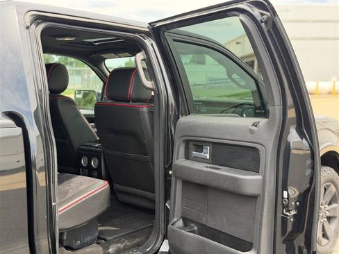Used 2014 Ford F150 FX4 w/ Equipment Group 402A Luxury AWD/4WD image 22