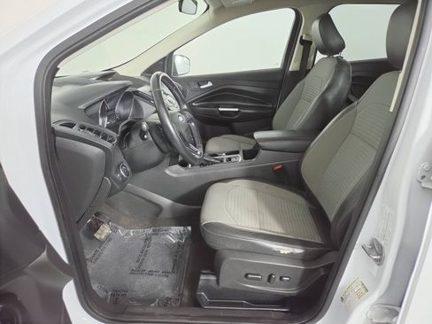 Used 2018 Ford Escape SE w/ SE Sport Appearance Package FWD image 14