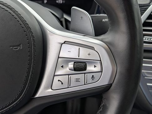 Used 2022 BMW 740i xDrive w/ M Sport Package image 23