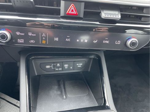 Used 2025 Kia K5 EX FWD image 27