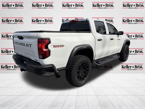 Used 2024 Chevrolet Colorado Trail Boss w/ Technology Package image 7