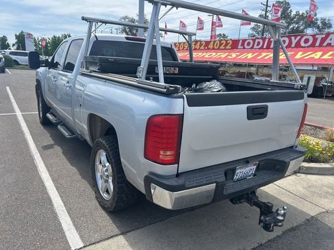 Used 2014 Chevrolet Silverado 2500 LT w/ Interior Plus Package image 6