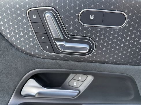 Certified 2024 Mercedes-Benz GLA 250 image 26