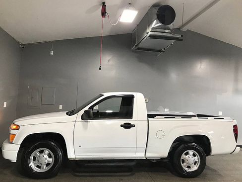 Used 2008 Chevrolet Colorado LS image 6