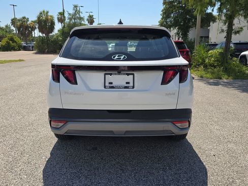 New 2026 Hyundai Tucson Blue SE FWD image 6