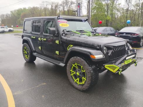 Certified 2021 Jeep Wrangler Unlimited Sahara AWD/4WD image 2