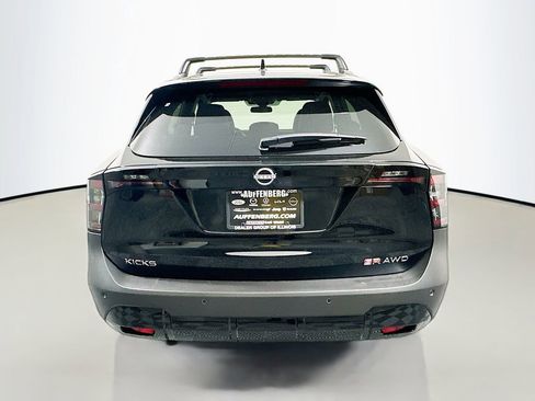 New 2026 Nissan Kicks SR w/ Cold Weather Package image 20