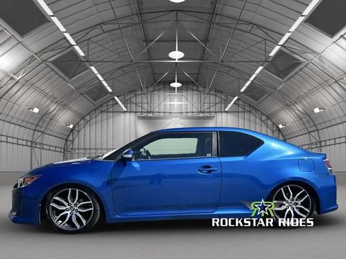 Used 2014 Scion tC FWD image 20