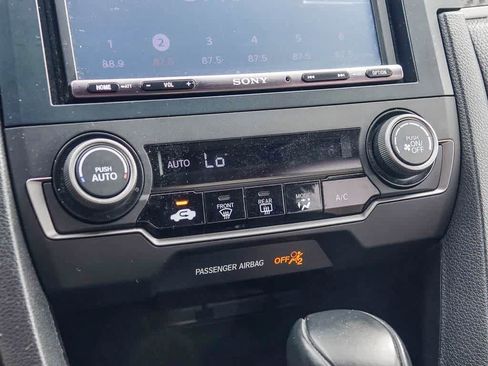 Used 2018 Honda Civic Sport image 19