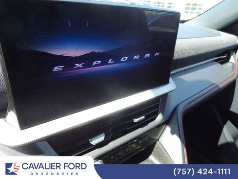 Used 2025 Ford Explorer ST-Line AWD/4WD image 12