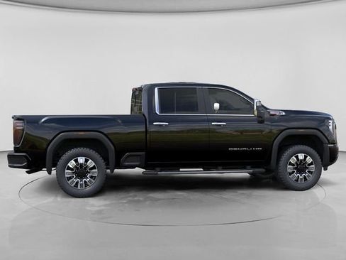 New 2026 GMC Sierra 2500 Denali w/ Denali Reserve Package AWD/4WD image 5