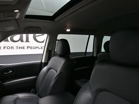 Used 2022 Nissan Armada SL w/ Captain's Chairs Package AWD/4WD image 18
