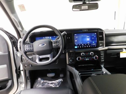 New 2026 Ford F350 Lariat w/ FX4 Off-Road Package image 8