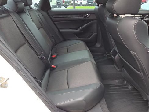 Used 2020 Honda Accord Sport image 14