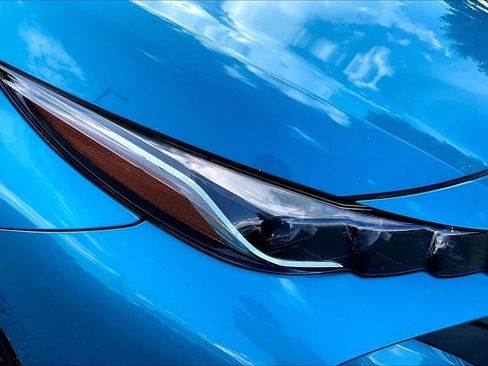 Certified 2017 Toyota Prius Prime Advanced FWD image 25