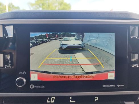 Used 2023 Toyota Tundra SR5 w/ SR5 Convenience Package AWD/4WD image 18