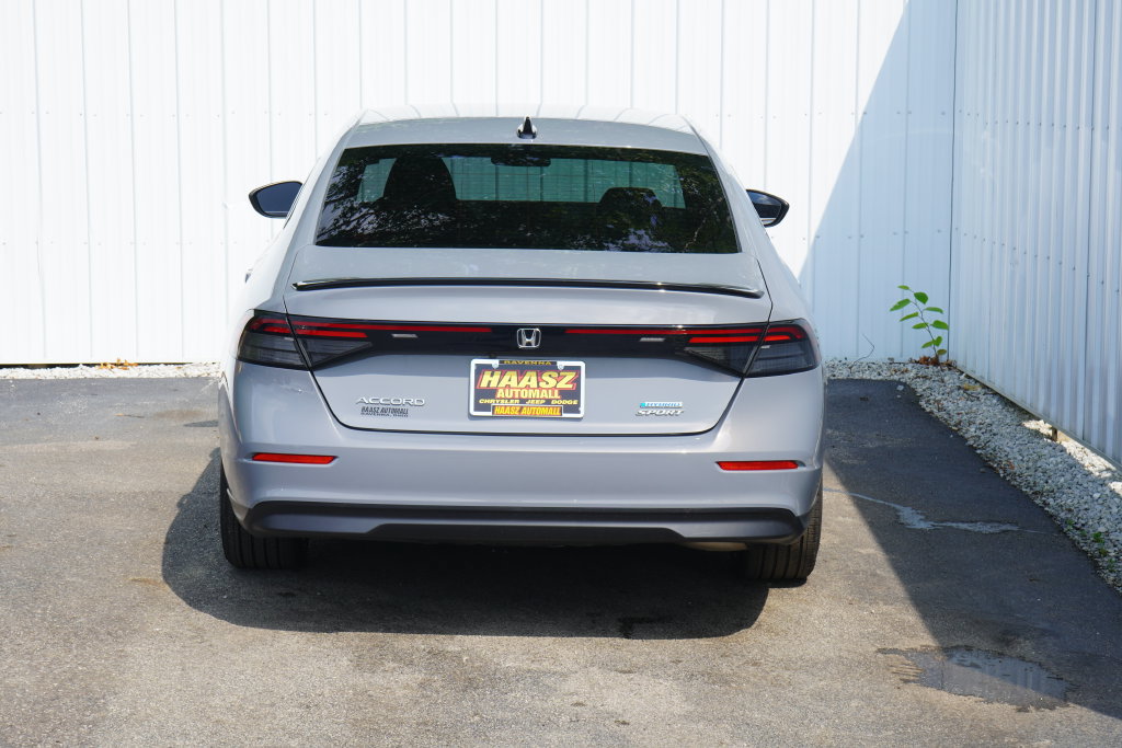 Used 2023 Honda Accord Sport image 5