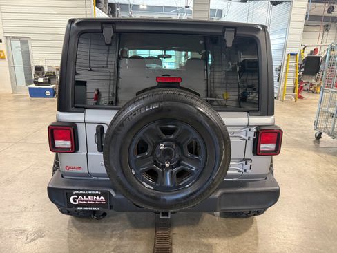 Used 2020 Jeep Wrangler Unlimited Sport AWD/4WD image 18