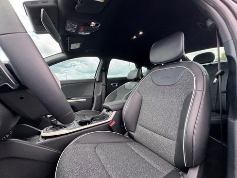 New 2025 Kia K4 GT-Line image 13