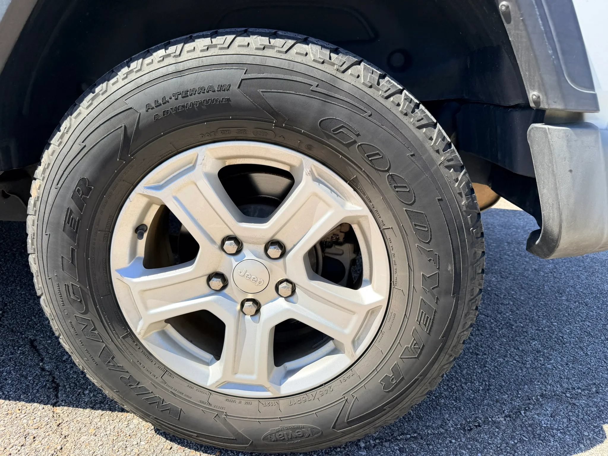 Used 2019 Jeep Wrangler Unlimited Sport S AWD/4WD image 6