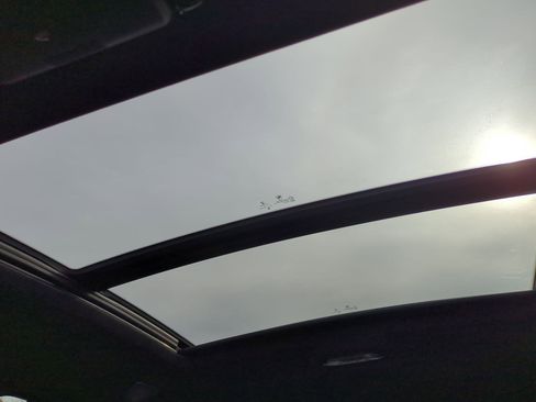 Used 2023 BMW X6 M Competition w/ Competition Package image 28