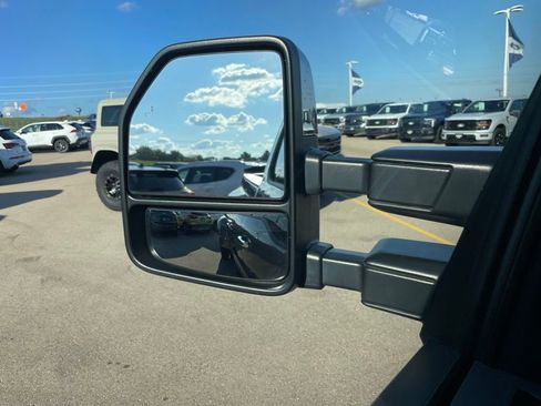 Used 2022 Ford F350 XLT w/ FX4 Off-Road Package image 36