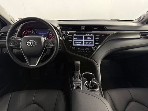 Used 2019 Toyota Camry XSE image 24
